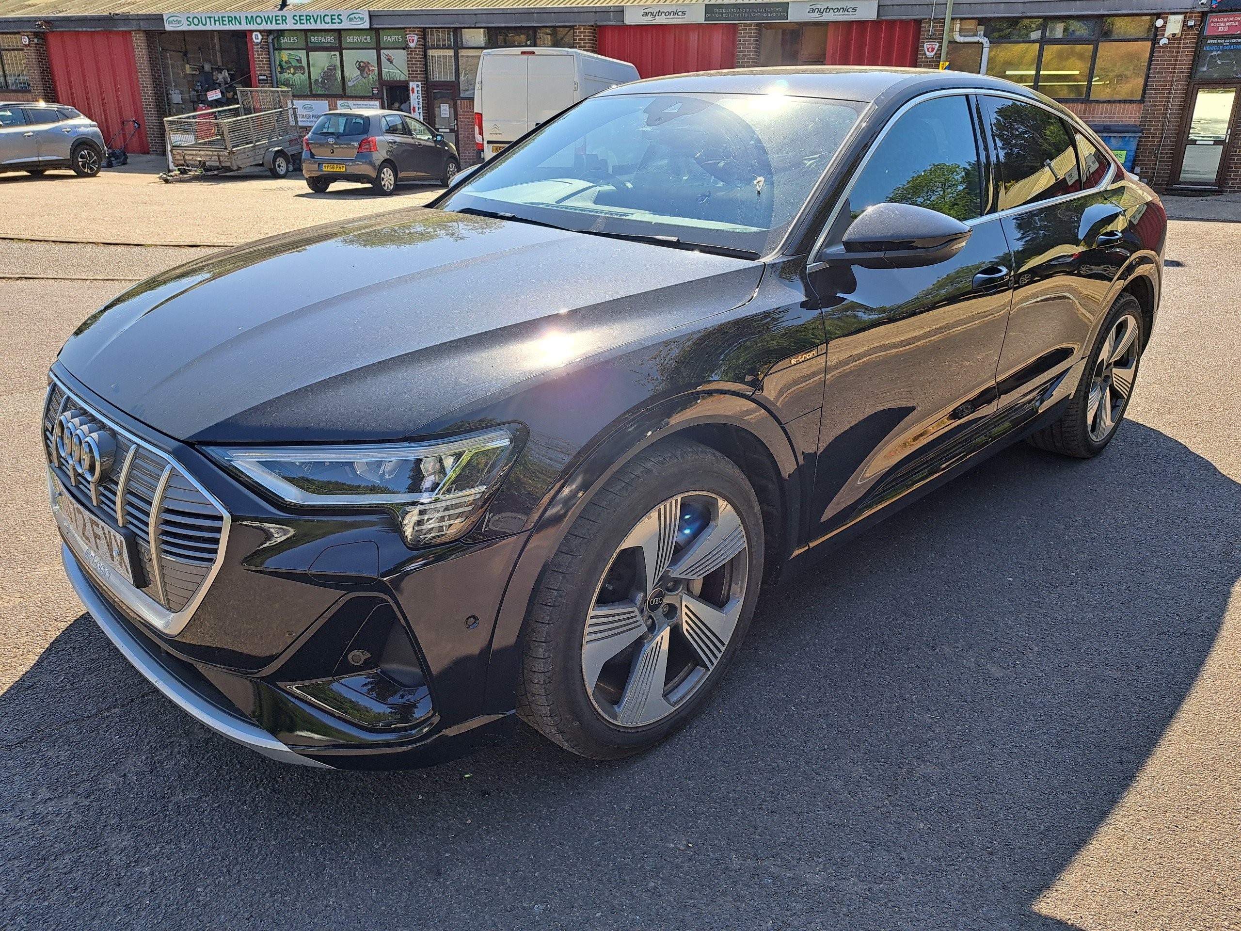 2022 AUDI E-TRON
