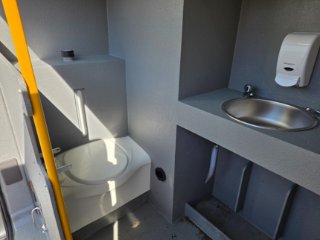 /photos/939/fbc1d53f-e966-ae59-de9e-ba6c00a82ee4_i320x240.jpg